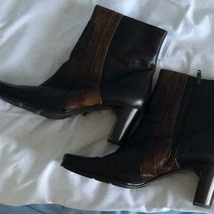 Chocolate half boots